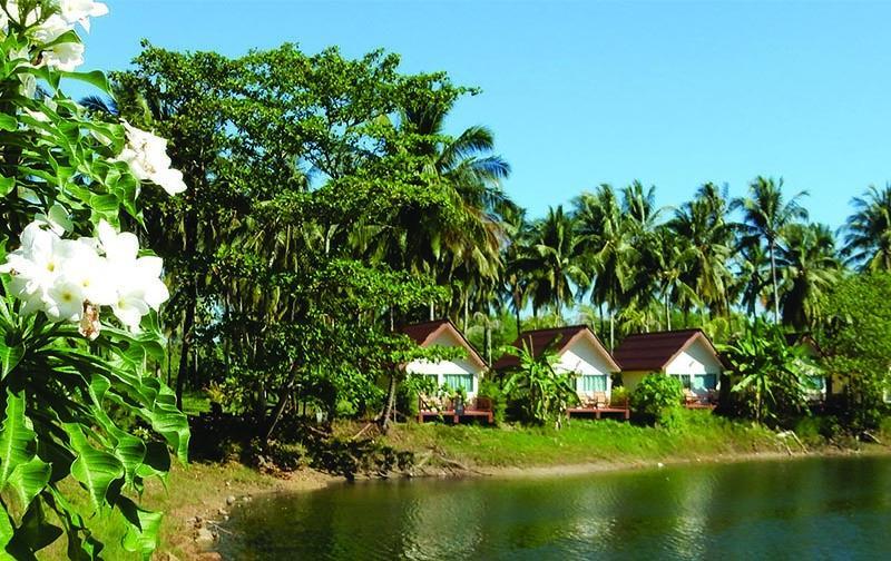 Khao Lak Golden Coconut Hotel Eksteriør billede