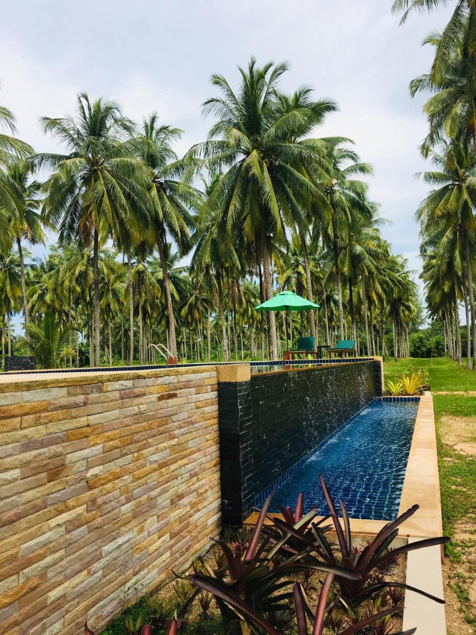 Khao Lak Golden Coconut Hotel Eksteriør billede